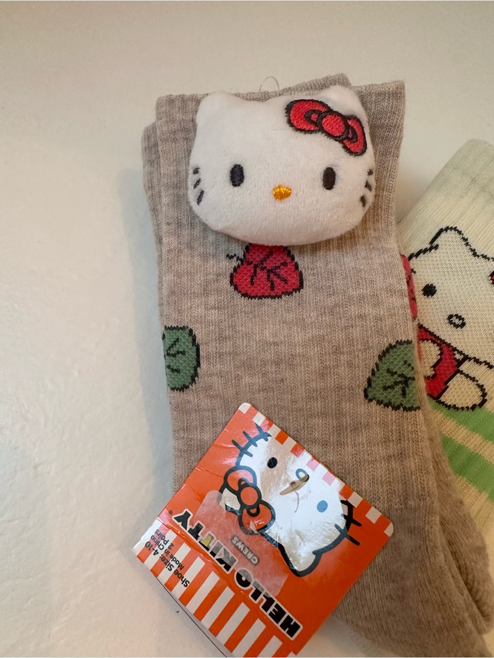 Hello Kitty Socks - Picture 3 of 5